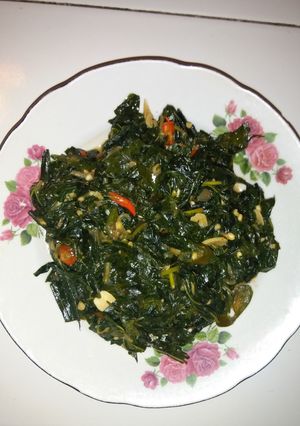Foto resep Daun singkong tumis ala bidan