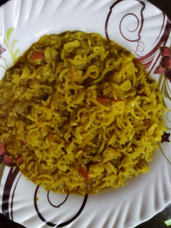 मैगी(maggi recipe in hindi) रेसिपी मुख्य फोटो