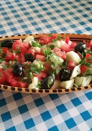 Une photo de Salade de Tomates et Concombre