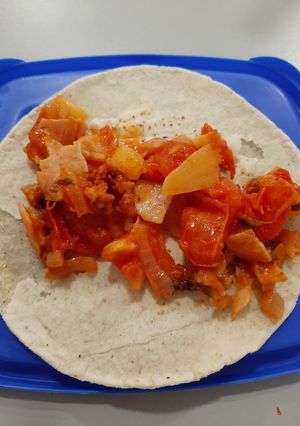 Una foto de Guiso de papa, chorizo y jamón (económico)