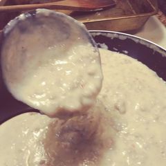 Souther country gravy A picture of Souther country gravy.