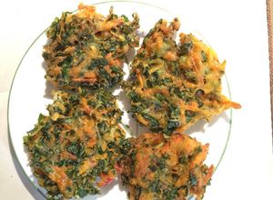 Foto resep Vegetarian Kale Fritters (Bala-Bala Kale)