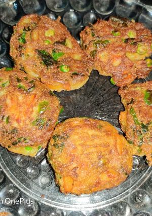 ভেজিটেবল পকোড়া (vegetable pakora recipe in Bengali) রেসিপির প্রধান ছবি