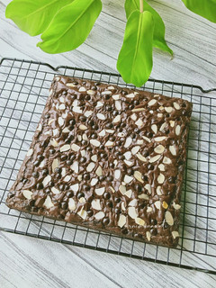 Foto resep Chewy Brownies Tape Almond Shiny Crust