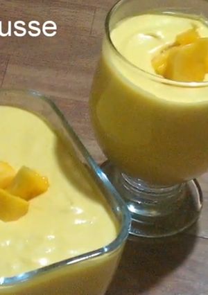 A picture of Easy Mango Mousse with out gelatin.