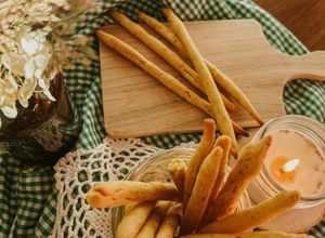 Foto principal de Grissinis caseros con harina de garbanzo