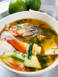 Hình của món Cá nấu măng chua.