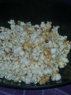Una foto de Como hacer pochoclos dulces (iguales a los del cine!!🎥)