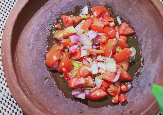 Ternyata ini lho! Resep mudah membuat Sambal dabu dabu yang spesial