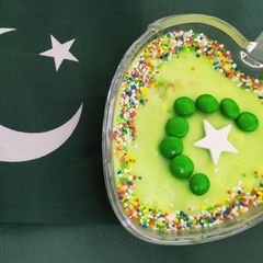 A picture of 3S green sweet..banana custard.