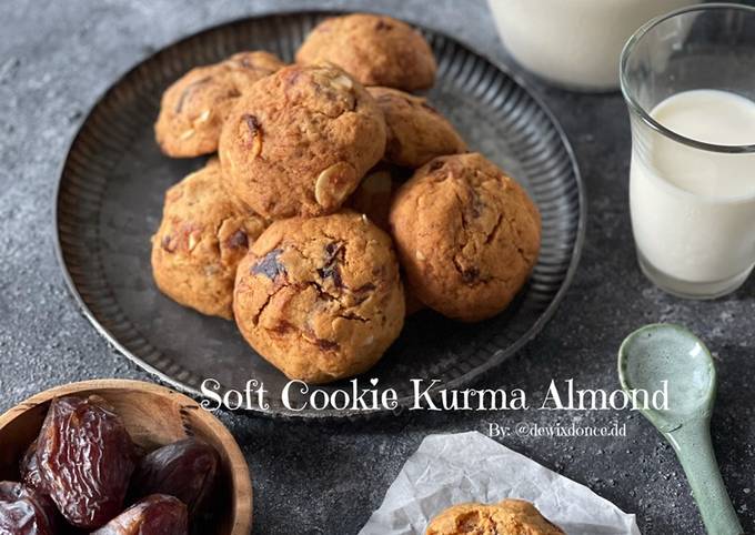 Soft cookies kurma almond