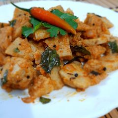A picture of Multigrain Idli Chaat.