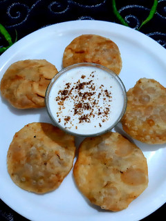 चटपटी मसाला कचौड़ी (Chatpati masala kachori recipe in hindi) रेसिपी मुख्य फोटो