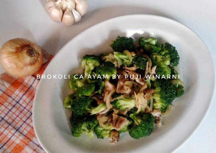 Langkah Mudah untuk Membuat Brokoli ca AYAM Lezat