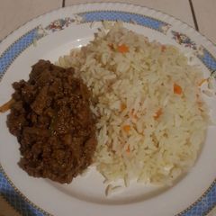A picture of Savoury rice and mince.