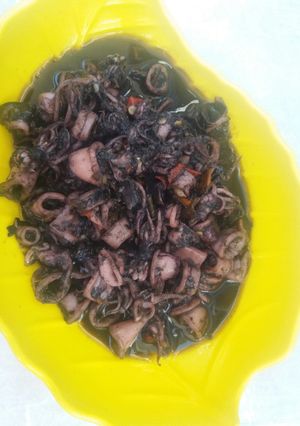 Foto resep Cumi Item ala Dhew
