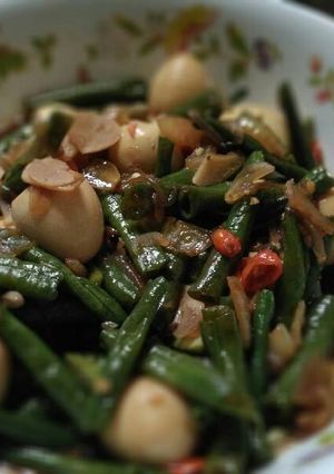 Foto resep Oseng Telur Puyuh Pete