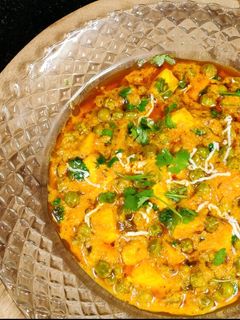 मटर पनीर (Matar Paneer recipe in Hindi) रेसिपी मुख्य फोटो