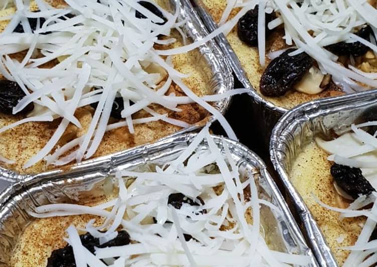 Resep Klappertart kukus topping keju super moist yang Bisa Manjain Lidah