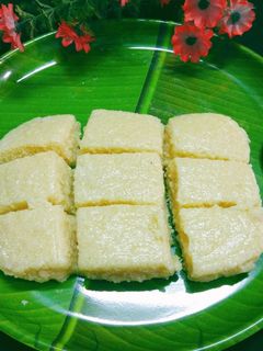 মিল্ক কেক (Milk cake recipe in Bengali) রেসিপির প্রধান ছবি