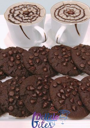 A picture of Chocolate chips cookies.