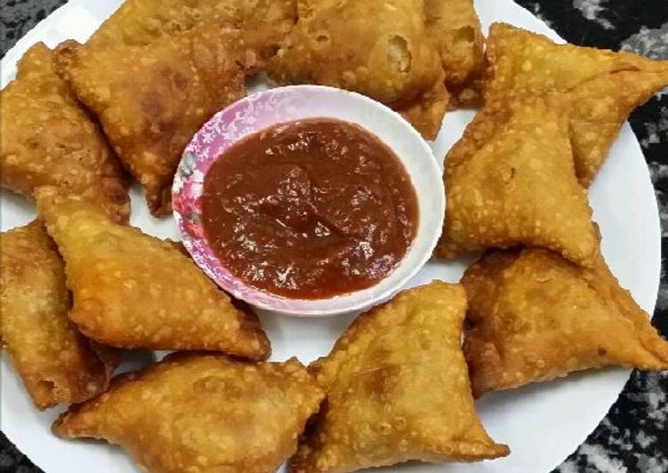 Recipe of Yummy Whole Wheat Chicken Samosas