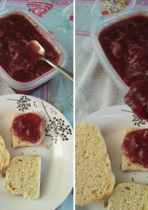 Una foto de Mermelada dietética de frutilla