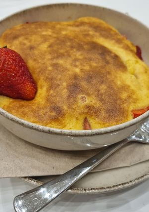 Marcipános sült eper, eper gratin recept fotója