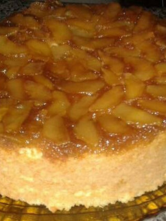 Una foto de Torta invertida de manzana