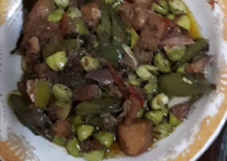 Tumis pete jambal roti cabe hijau