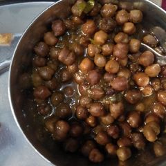 A picture of Kale chhole.
