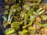 পেঁয়াজকলি ভাজা(peyajkoli bhaja recipe in Bengali)