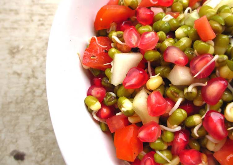 Step-by-Step Guide to Prepare Speedy Sprouts and Pomegranate Salad