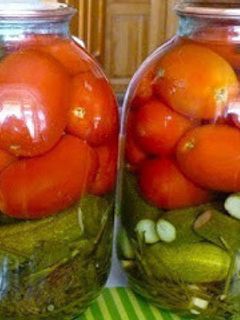 Фото Помидоры с огурцами на зиму (овощное ассорти).