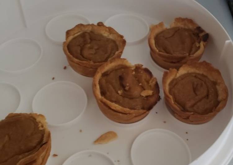 Mini pumpkin pies