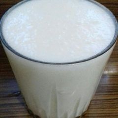 A picture of Mithi lassi.