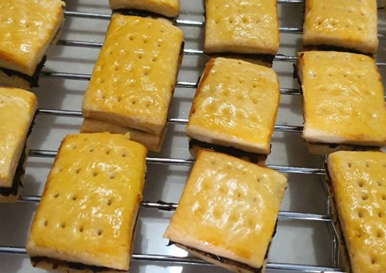 How to Make Perfect Sultana Cookies