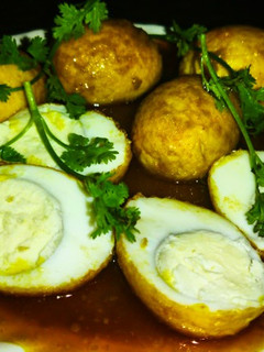 एग करी (egg curry recipe in Hindi) रेसिपी मुख्य फोटो