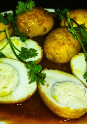 एग करी (egg curry recipe in Hindi) रेसिपी मुख्य फोटो