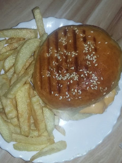 صورة لوصفة خبيزات برغر 🍔 قطنية وناجحة