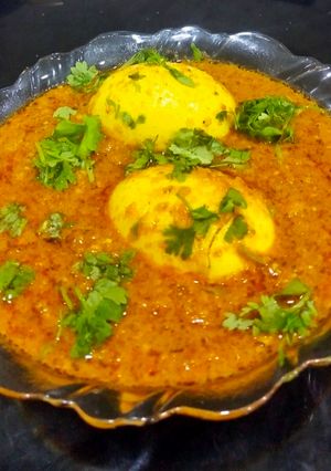 A picture of Dhaba Style Punjabi Egg Curry.