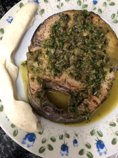 Una foto de 338. Bonito a las dos salsas (principal pescado)