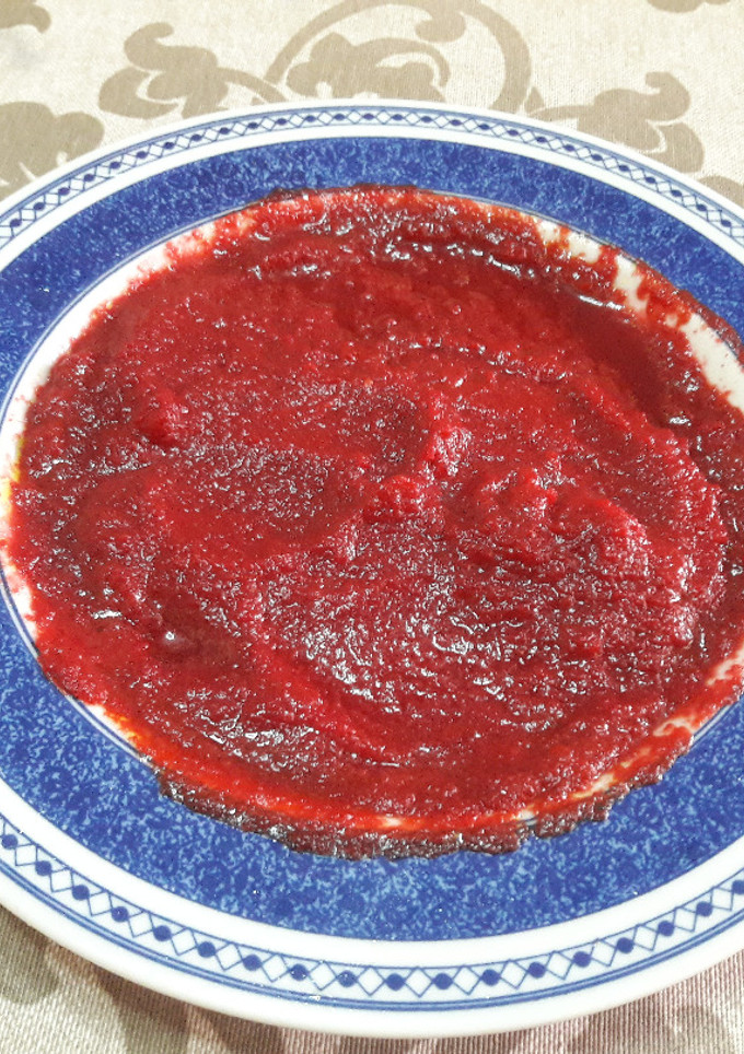 Una foto de 🇺🇦"Sopa borscht ucraniana" vegana