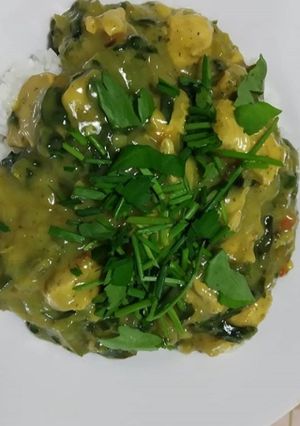 Una foto de Pollo en salsa verde