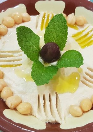 صورة لوصفة متبل حمص بالطحينية بطعم أطيب من المطاعم