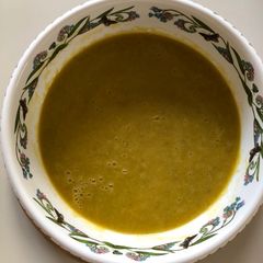 A picture of Even Lazier Use-up Leek & Potato Soup.