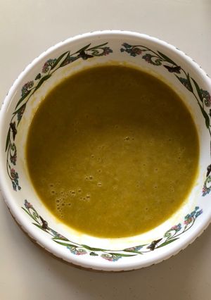 A picture of Even Lazier Use-up Leek & Potato Soup.