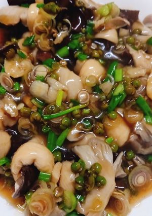 Hình của món Ốc hấp tiêu xanh.