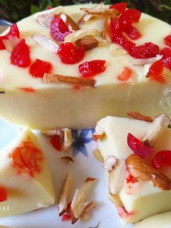 মিল্ক পুডিং (Milk pudding recipe in bengali) রেসিপির প্রধান ছবি