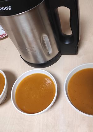 Une photo de Machine à soupe : Potage aux carottes